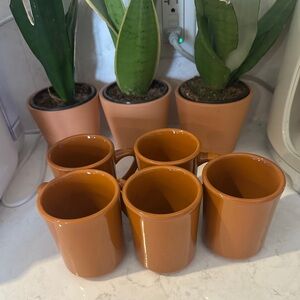 Set Of Vintage World Ultima Restaurant Mugs